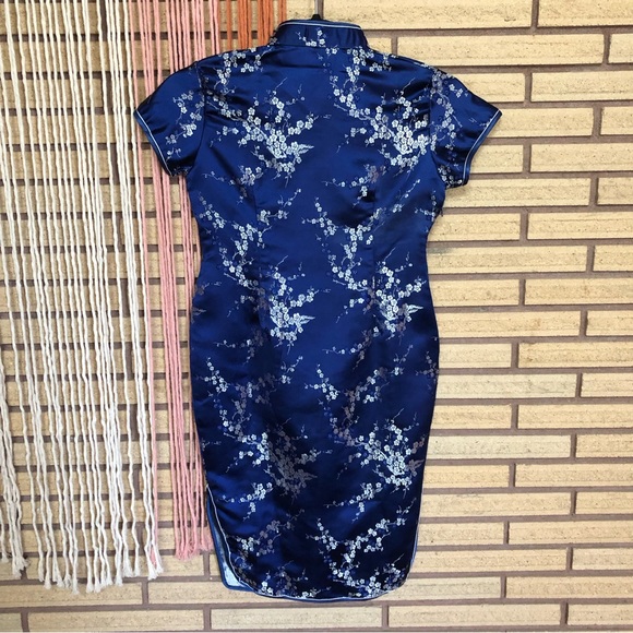 Cobalt Blue/Silver Floral Cheongsam Dress - Silk Dress - XS - Bust 29 - Size 0-2 - Picture 2 of 10